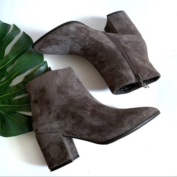 Stuart Weitzman Shoes - Stuart Weitzman pointy block heel booties